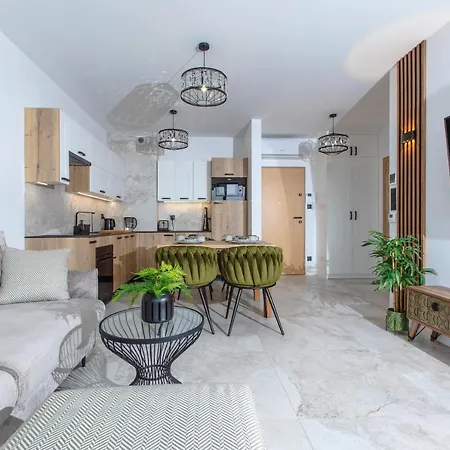 Hevenia 3 Apartment Rewal